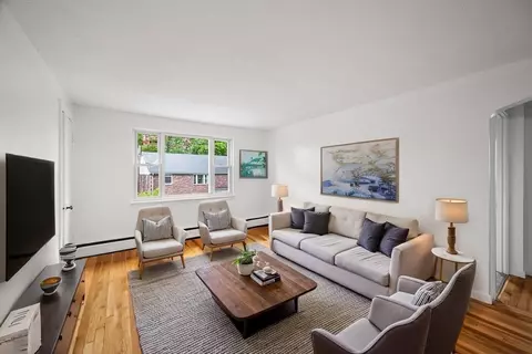 58 Aldrich #B, Watertown, MA 02472