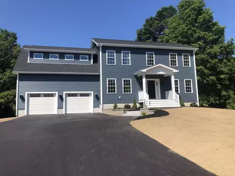 218 Monponsett St, Halifax, MA 02338