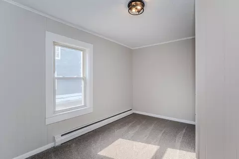 84 West St, Ware, MA 01082 photo 15