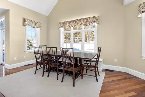 40 Canterbury St, Hingham, MA 02043 photo 9