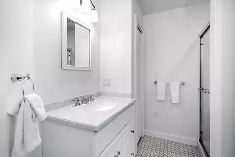 40 Canterbury St, Hingham, MA 02043 photo 27