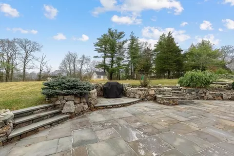 40 Canterbury St, Hingham, MA 02043 photo 41