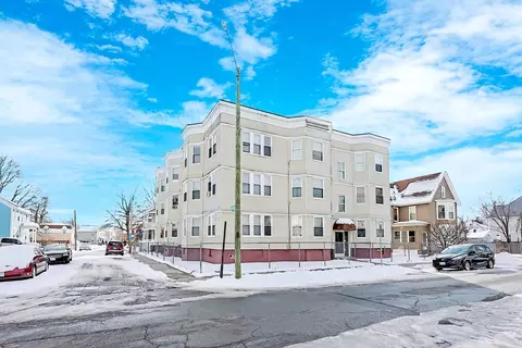 93 Florence, Springfield, MA 01105 photo 3