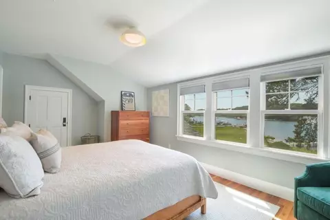 Bedroom - 71 Sand Pt, Barnstable, MA 02655 photo 2 of 4