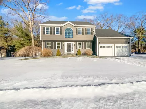 276 Lincoln Cir, Northbridge, MA 01534