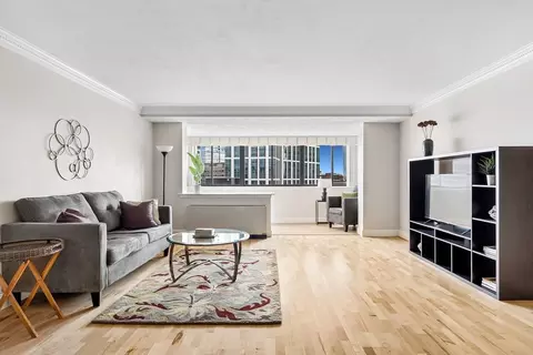 6 Whittier Pl #14H, Boston, MA 02114