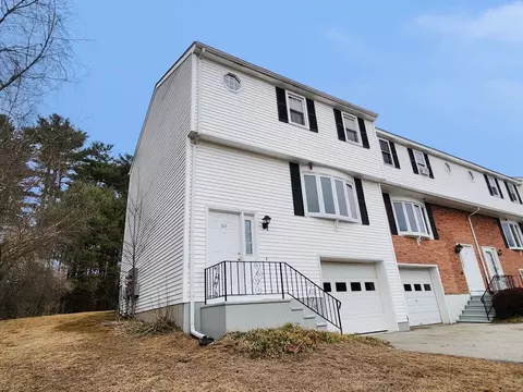 60 Plantation Rd #60, Oxford, MA 01540