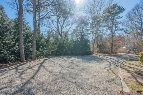 4 Ralyn Rd, Cotuit, MA 02635 photo 29