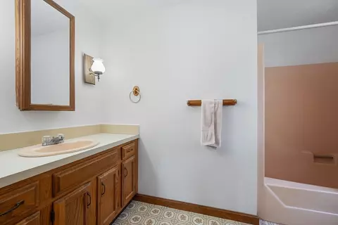 4 Ralyn Rd, Cotuit, MA 02635 photo 14