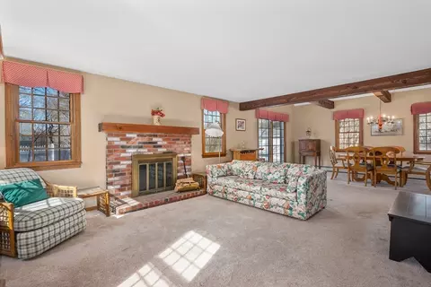 4 Ralyn Rd, Cotuit, MA 02635 photo 3
