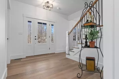 10 Chatham Ln, Danvers, MA 01923 photo 18