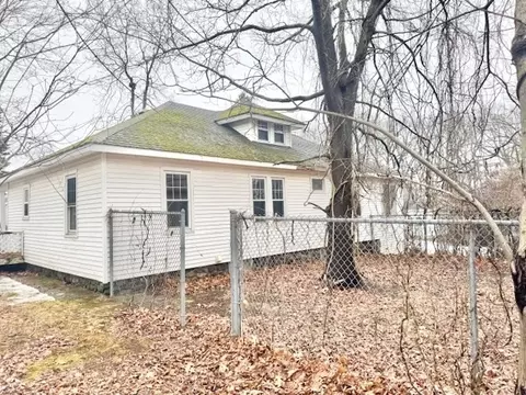 42 N Worcester Ave, Worcester, MA 01606 photo 5