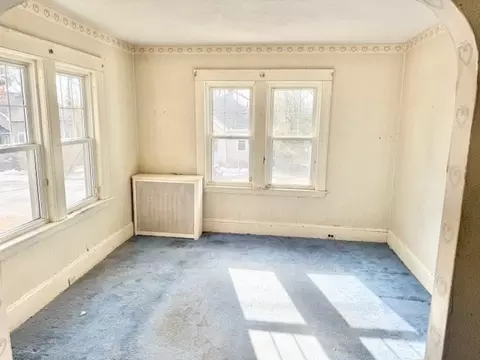 42 N Worcester Ave, Worcester, MA 01606 photo 11