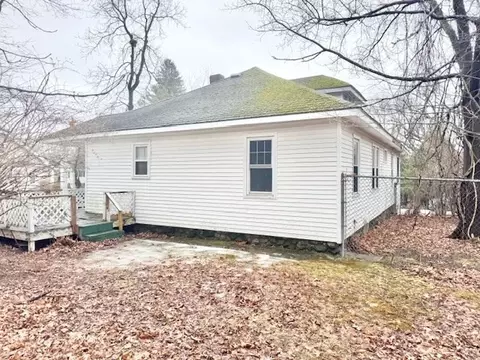 42 N Worcester Ave, Worcester, MA 01606 photo 4