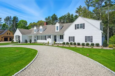 25 Hawthorn Hl, Duxbury, MA 02332