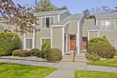 50 Nassau Dr #50, Springfield, MA 01129