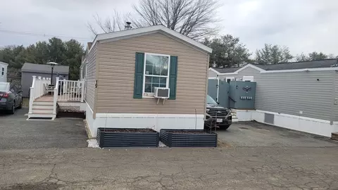 286 Newbury #19, Peabody, MA 01960