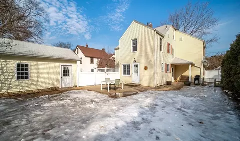 48 Perkins St, Springfield, MA 01118 photo 32