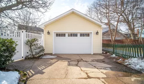 48 Perkins St, Springfield, MA 01118 photo 36