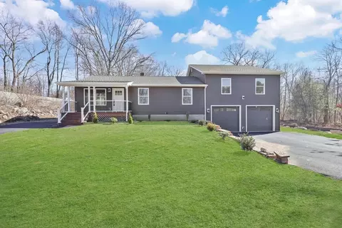 337 Maynard Rd, Wilbraham, MA 01095