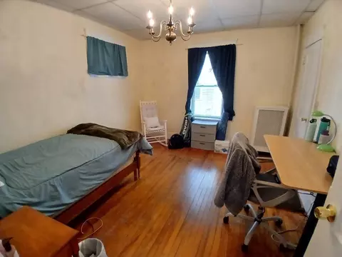 Bedroom - 26 Elbridge St, Worcester, MA 01609 photo 3 of 5