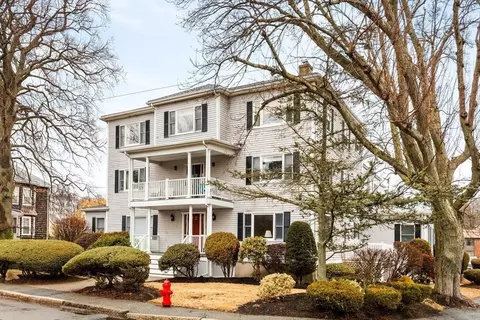 162 Willow Rd #2, Nahant, MA 01908