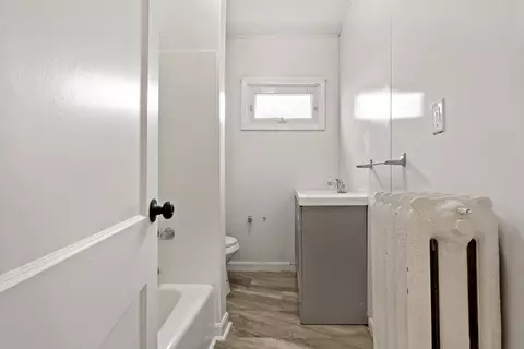Bath - 193 Jepson St, Fall River, MA 02723 photo 3 of 3