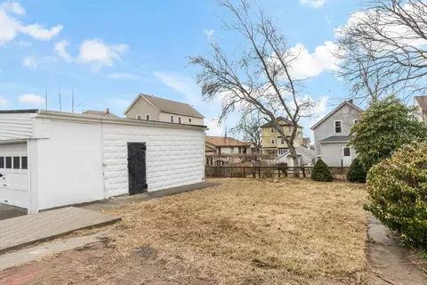 Exterior - 193 Jepson St, Fall River, MA 02723 photo 4 of 6