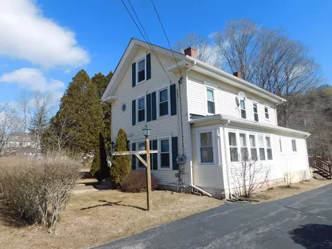 26 Lincoln St, Spencer, MA 01562