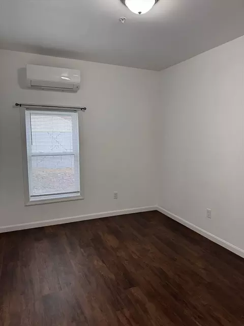 310 Alden St, Fall River, MA 02720 photo 9