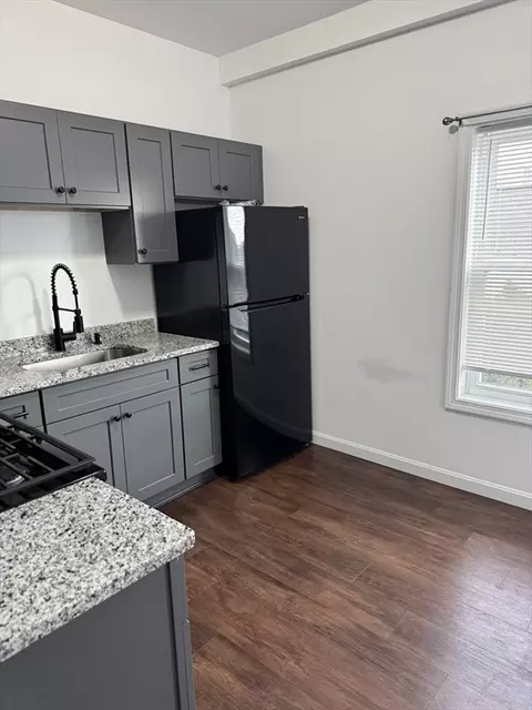 310 Alden St, Fall River, MA 02720 photo 7