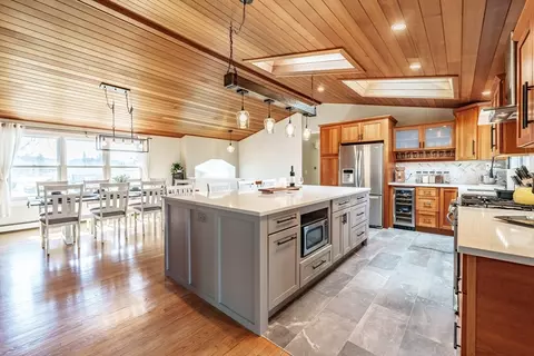 8 Hadley Pl, Hadley, MA 01035 photo 6