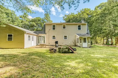 Exterior - 102 Lower Gore Rd, Webster, MA 01570 photo 7 of 8