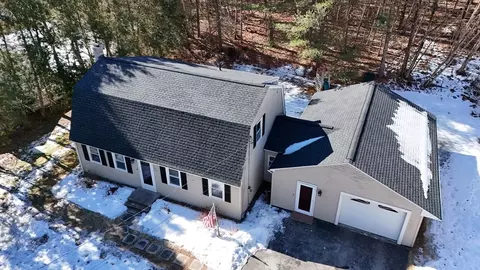 Exterior - 102 Lower Gore Rd, Webster, MA 01570 photo 3 of 8