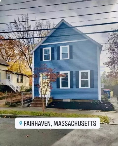 47 Bridge St, Fairhaven, MA 02719