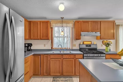 5248 N Main St, Fall River, MA 02720 photo 3