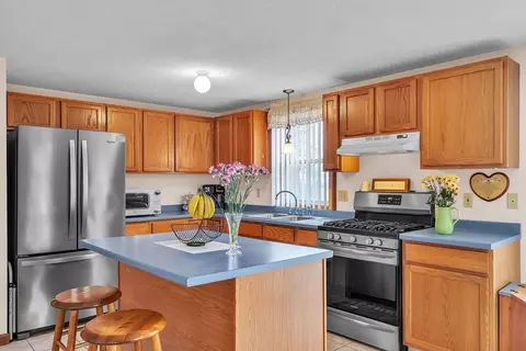 5248 N Main St, Fall River, MA 02720 photo 2