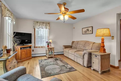 5248 N Main St, Fall River, MA 02720 photo 10