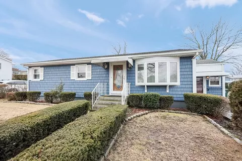261 Adelaide St, Fall River, MA 02721