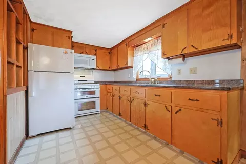 Kitchen - 261 Adelaide St, Fall River, MA 02721 photo 2 of 2