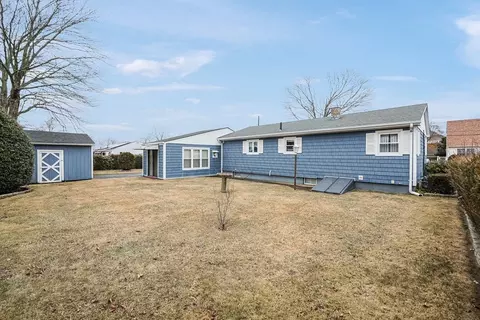 Exterior - 261 Adelaide St, Fall River, MA 02721 photo 5 of 5