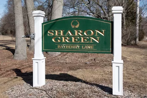 35 Bayberry Dr #2, Sharon, MA 02067