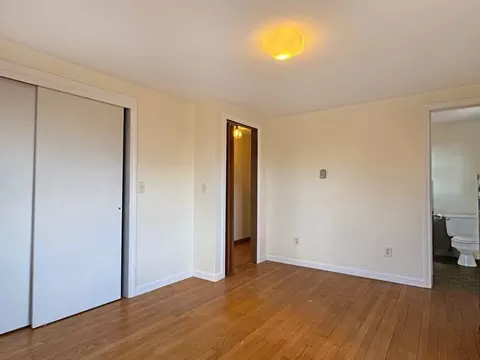 185 Middle St, Amherst, MA 01002 photo 12