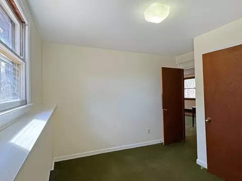 185 Middle St, Amherst, MA 01002 photo 23