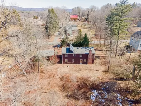185 Middle St, Amherst, MA 01002 photo 41
