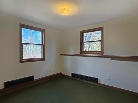 185 Middle St, Amherst, MA 01002 photo 28