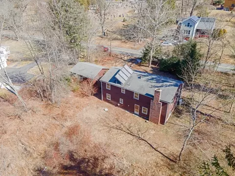 185 Middle St, Amherst, MA 01002 photo 40