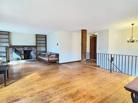 185 Middle St, Amherst, MA 01002 photo 4