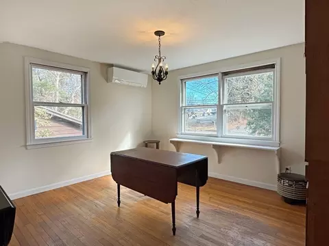 185 Middle St, Amherst, MA 01002 photo 9