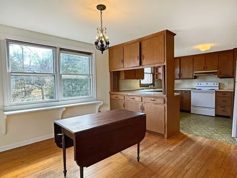 185 Middle St, Amherst, MA 01002 photo 10